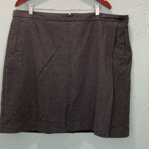 L.LBean
22 W Gray Wrap skirt
Fully lined